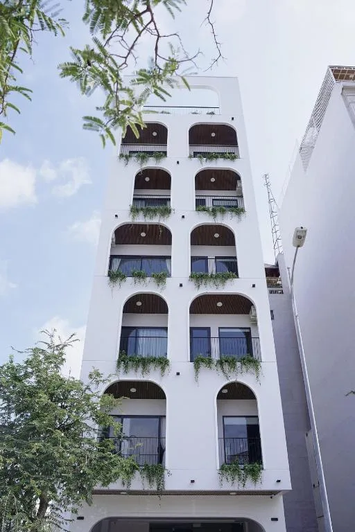 Amber Hotel — 3