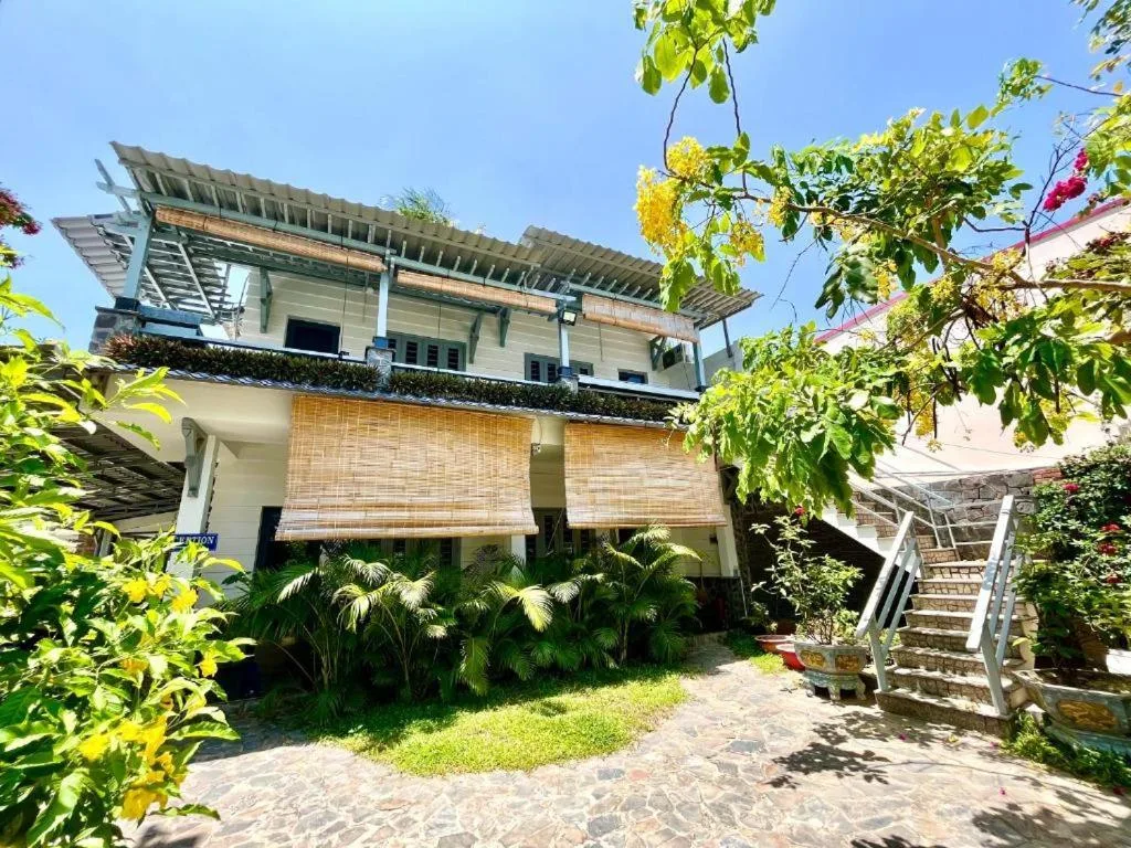 Catsen Bungalows & Pool Phan Thiet — 3