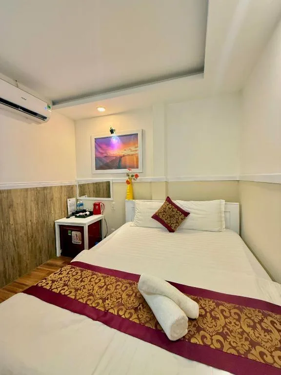 Hotel Minh Hang — 4