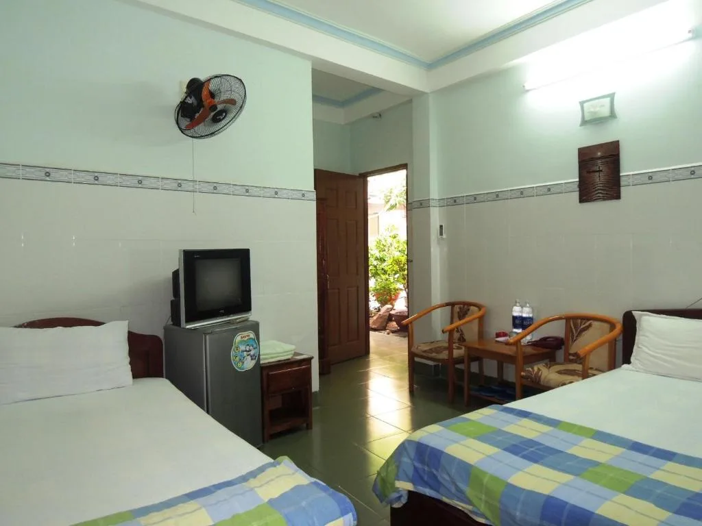 Kathy Hotel — 2