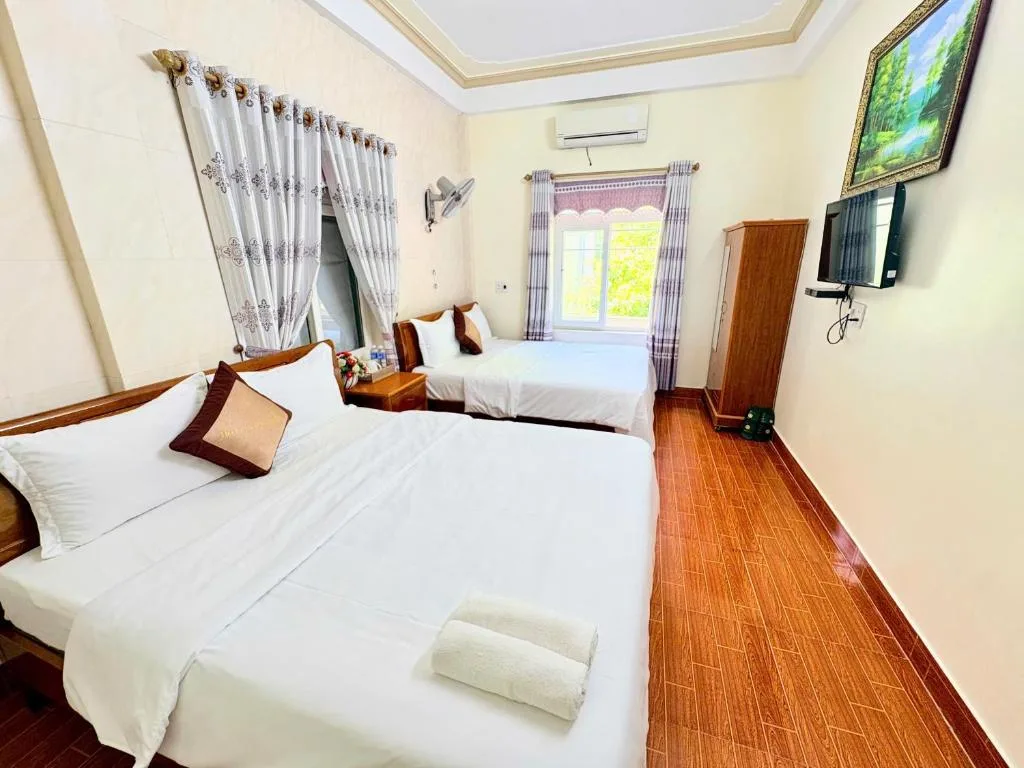 Hoa Phuong Hotel Phong Nha — 5