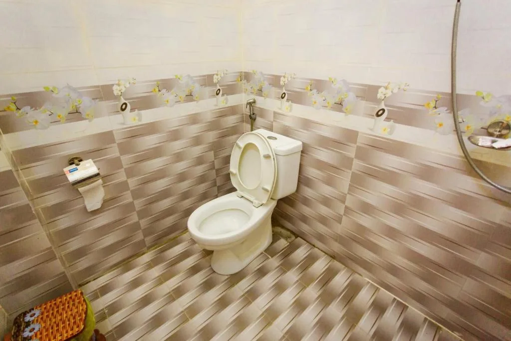Hotel CÔ CÚC — 5