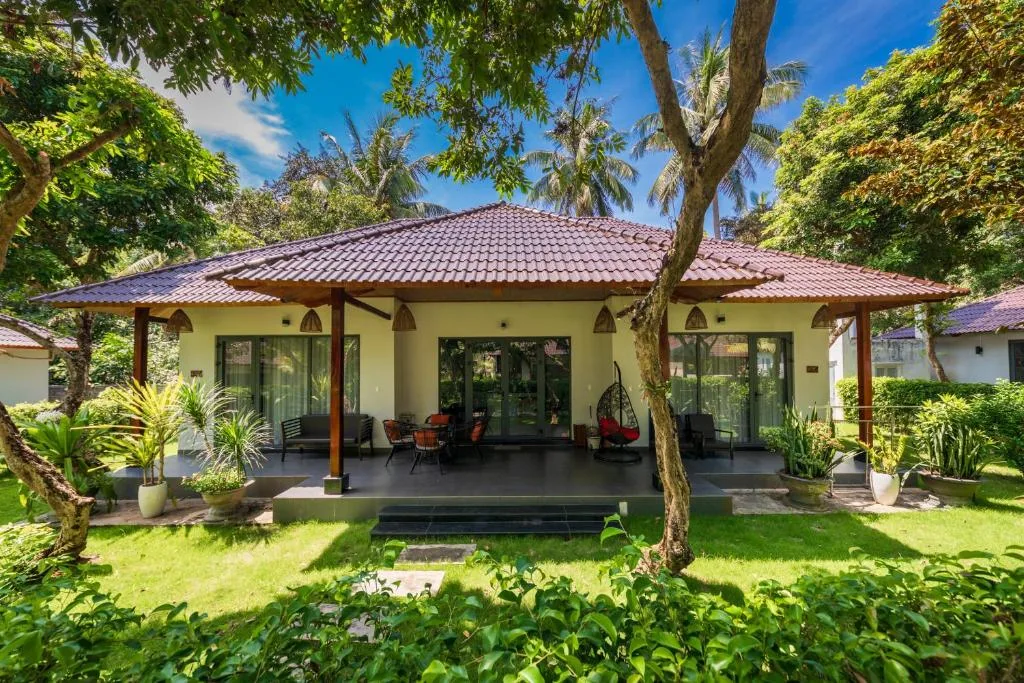 Emerald Garden Retreat — 5