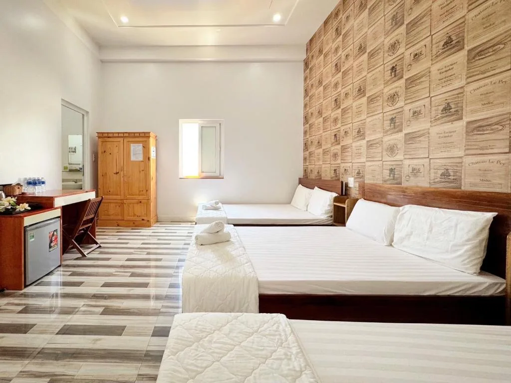 Chan Hotel Dao Phu Quy — 3