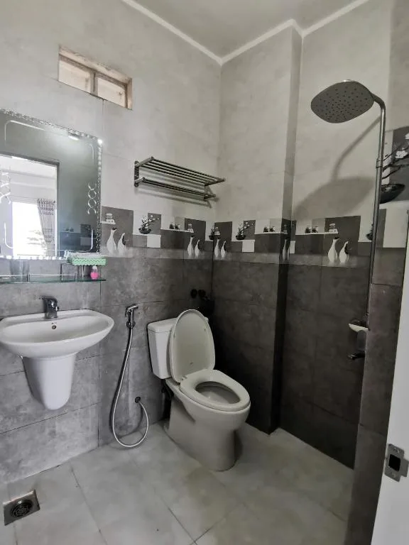 Hotel Vi-vu nhìn ra biển — 3