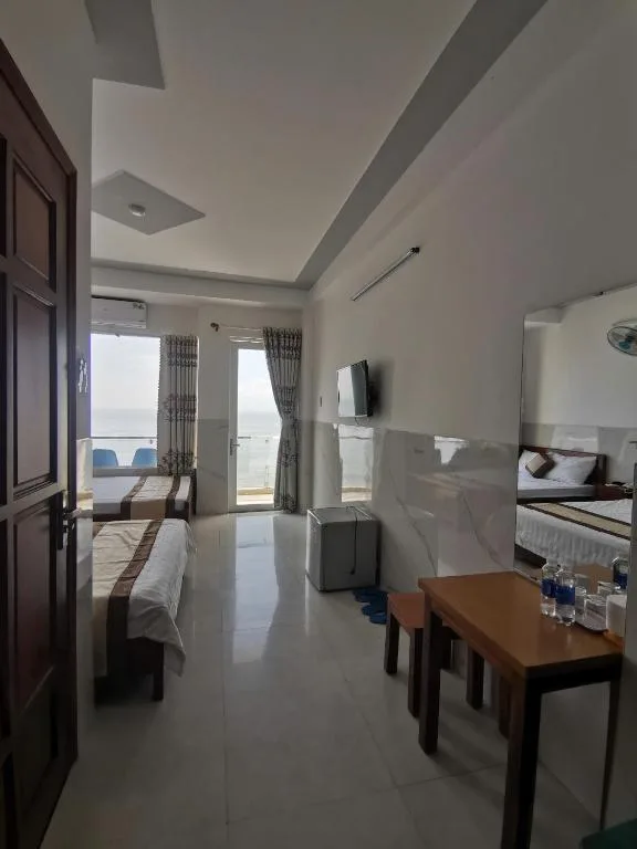 Hotel Vi-vu nhìn ra biển — 4