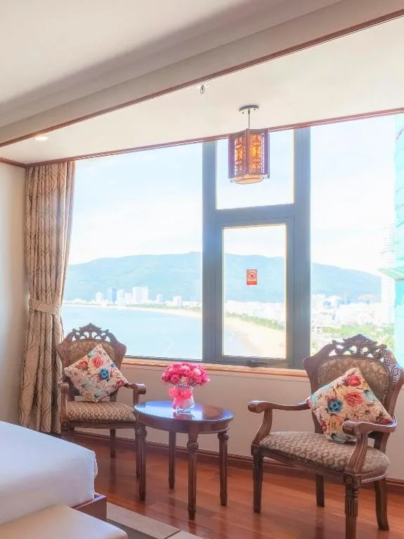 Huong Viet Hotel Quy Nhon - Beachfront — 5