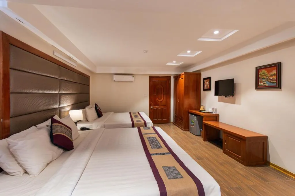Bora Hotel — 4