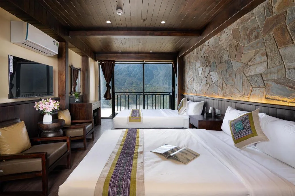 TIME Restaurant & Homestay — 2