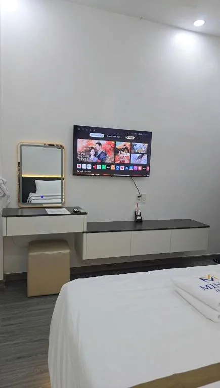 Mina Motel 2 — 5