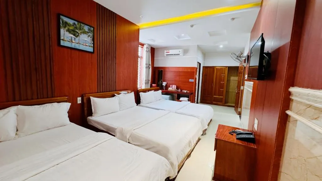 Kim Ngoc Khanh Hotel — 2