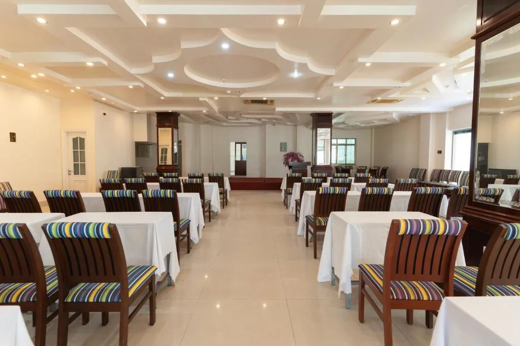 Phúc Đạt Hotel — 3
