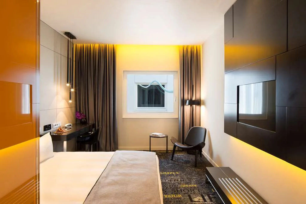 art'otel Amsterdam — 4