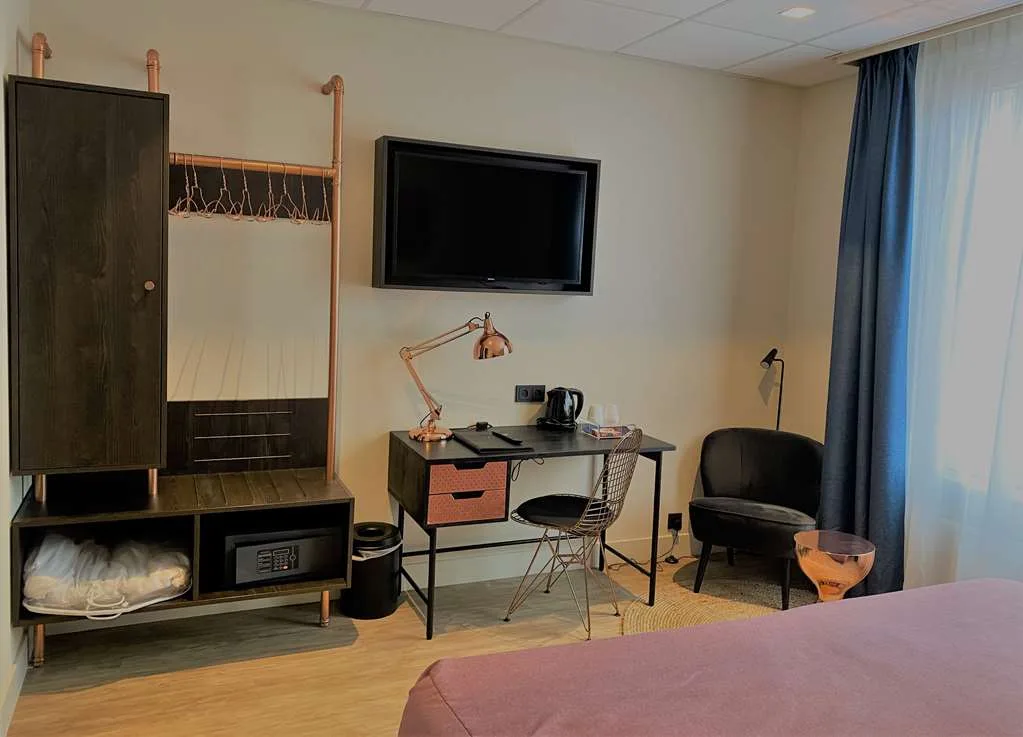 Best Western Dam Square Inn — 4