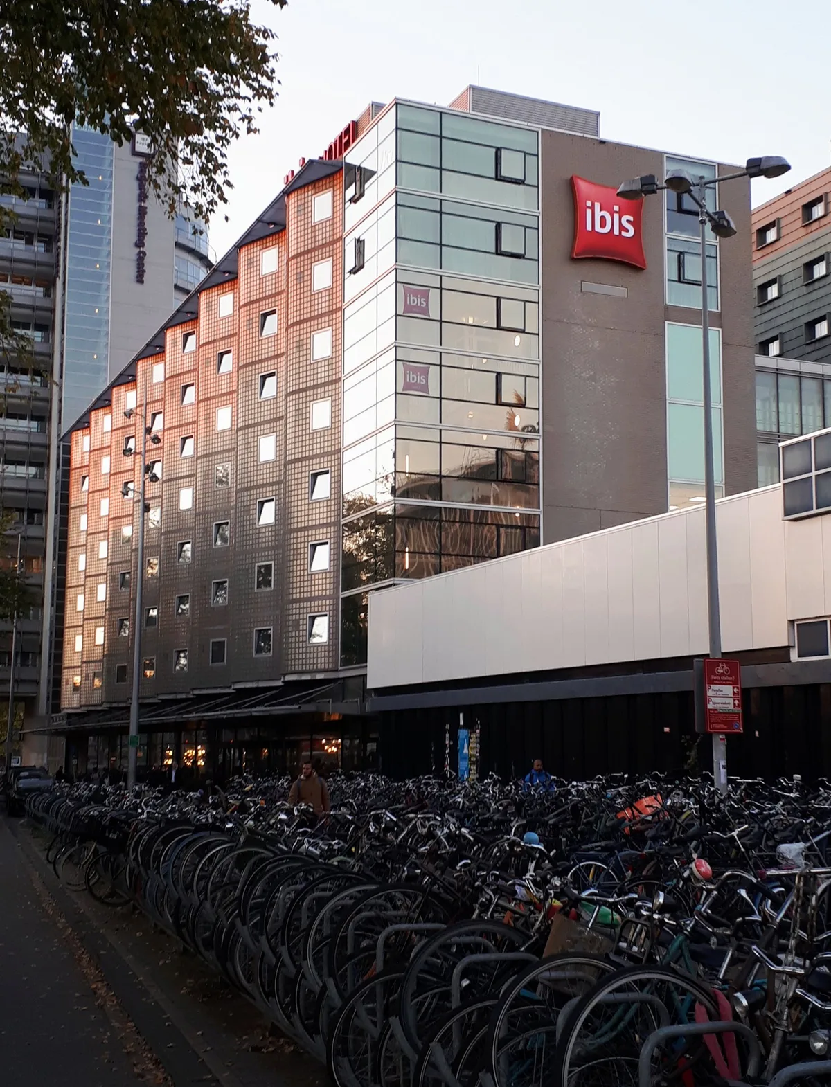 ibis Amsterdam Centre — 3