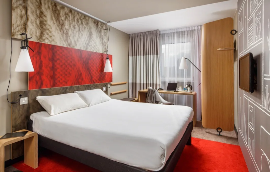ibis Amsterdam Centre — 4