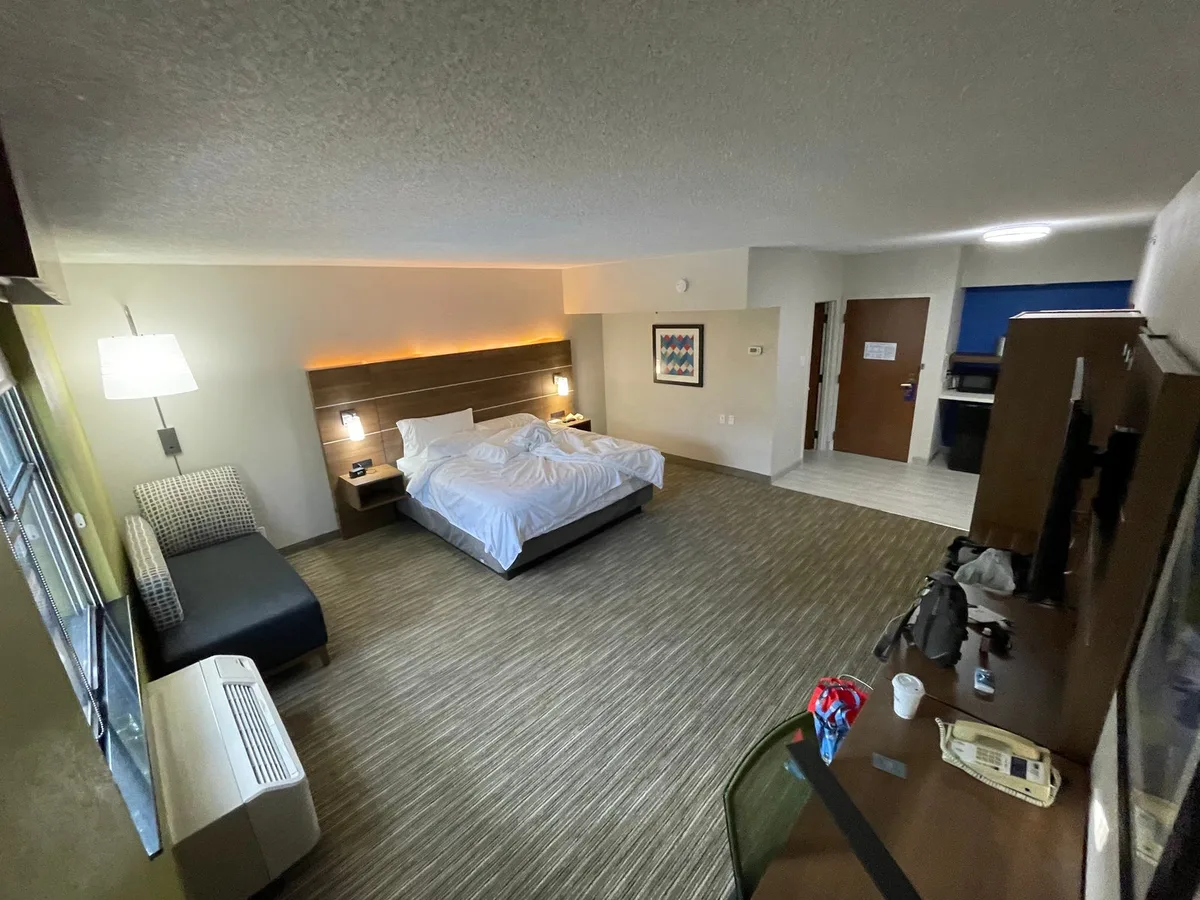 Holiday Inn Express & Suites Irving DFW Airport North by IHG