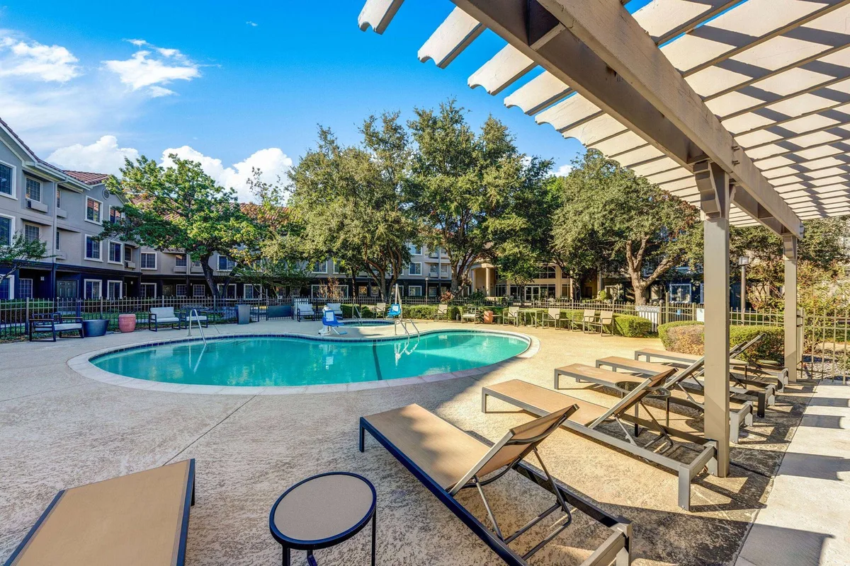La Quinta Inn & Suites by Wyndham Dallas DFW Airport North