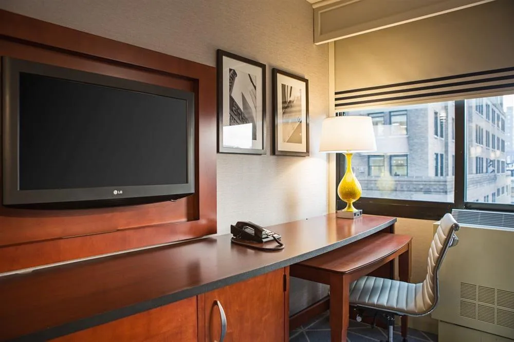 Courtyard by Marriott New York Manhattan/Fifth Avenue — 2