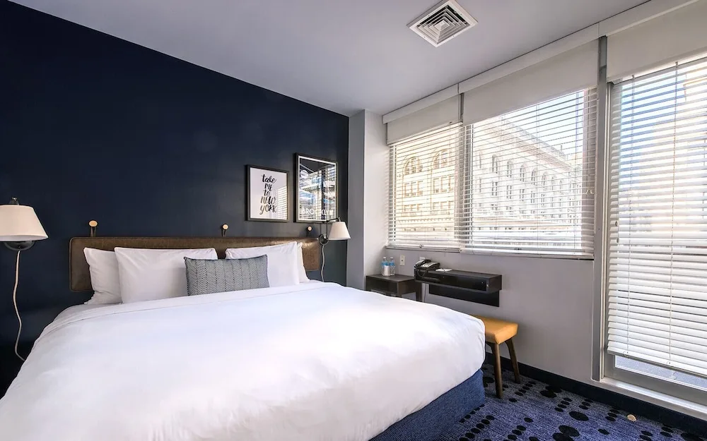 U Hotel Fifth Avenue — 4