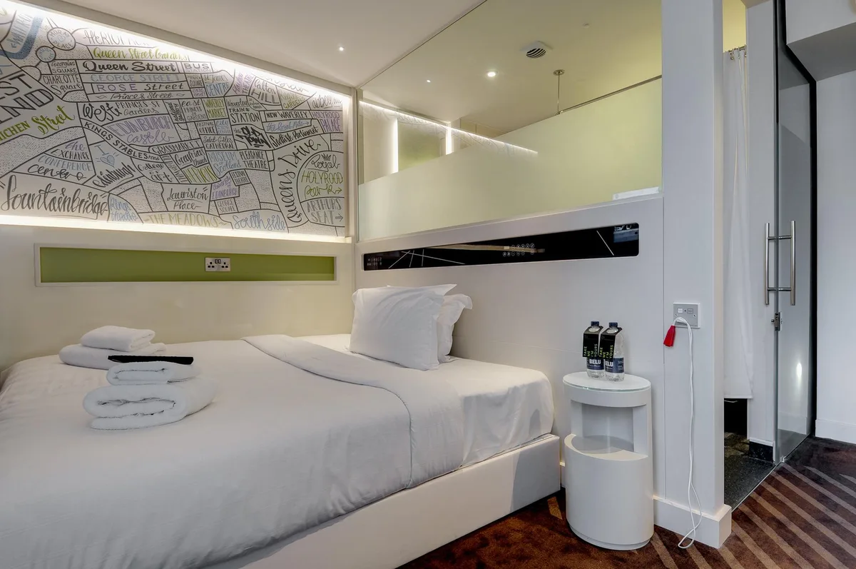 hub by Premier Inn London King's Cross hotel — 2