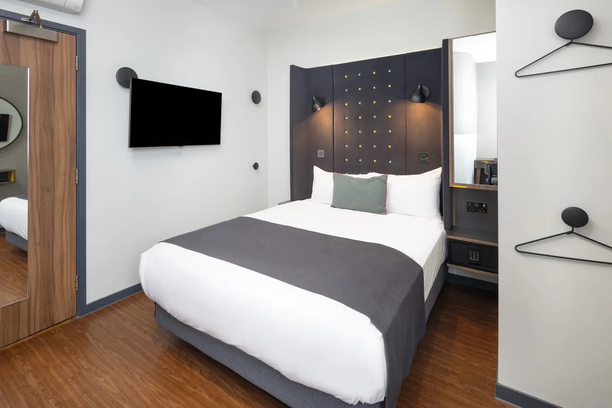 Point A Hotel London, Kings Cross - St Pancras — 1
