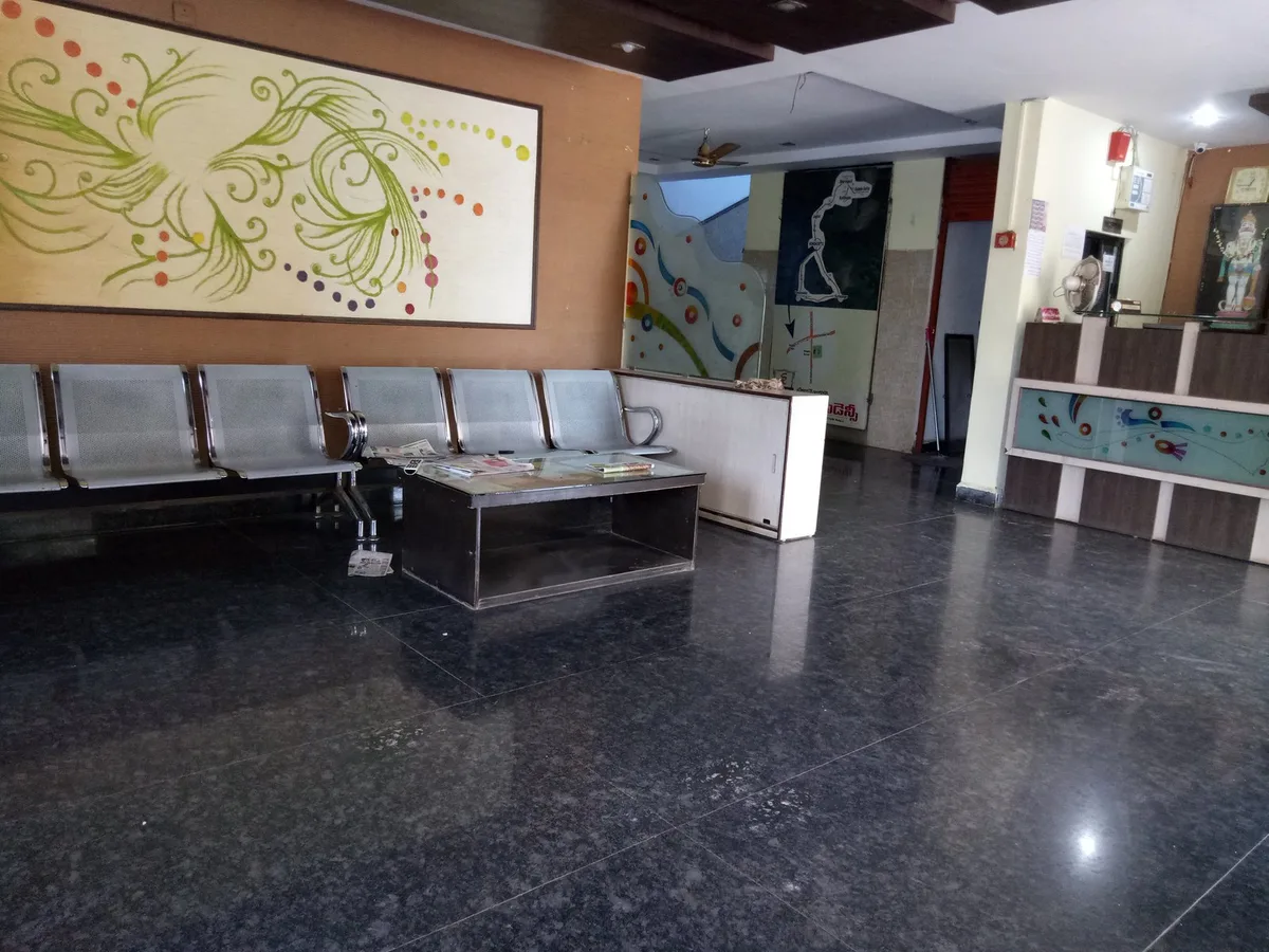 Srinath Residency lodge Kondagattu — 2