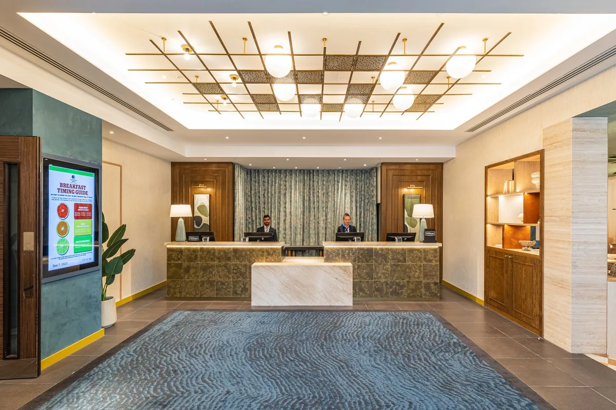 DoubleTree by Hilton London - Victoria — 3