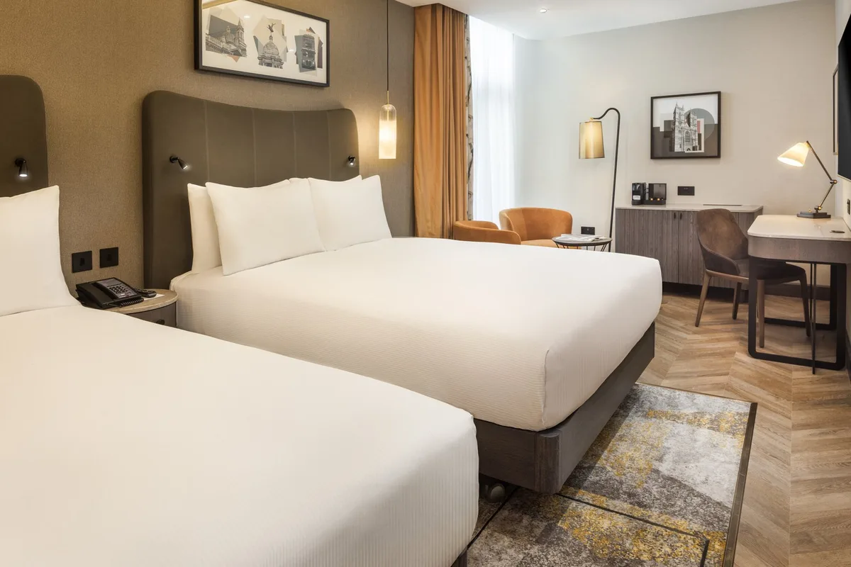 DoubleTree by Hilton London - Victoria — 5