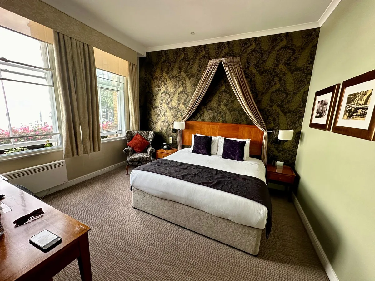 The Mad Hatter Hotel, Southwark — 3