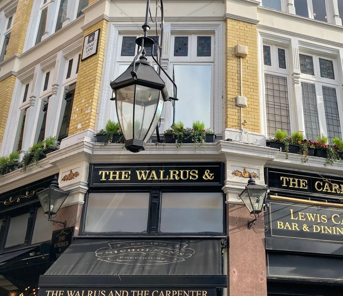The Walrus Bar & Hostel — 4