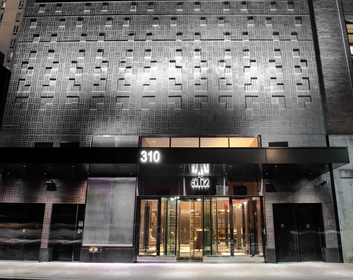 Aliz Hotel Times Square — 2