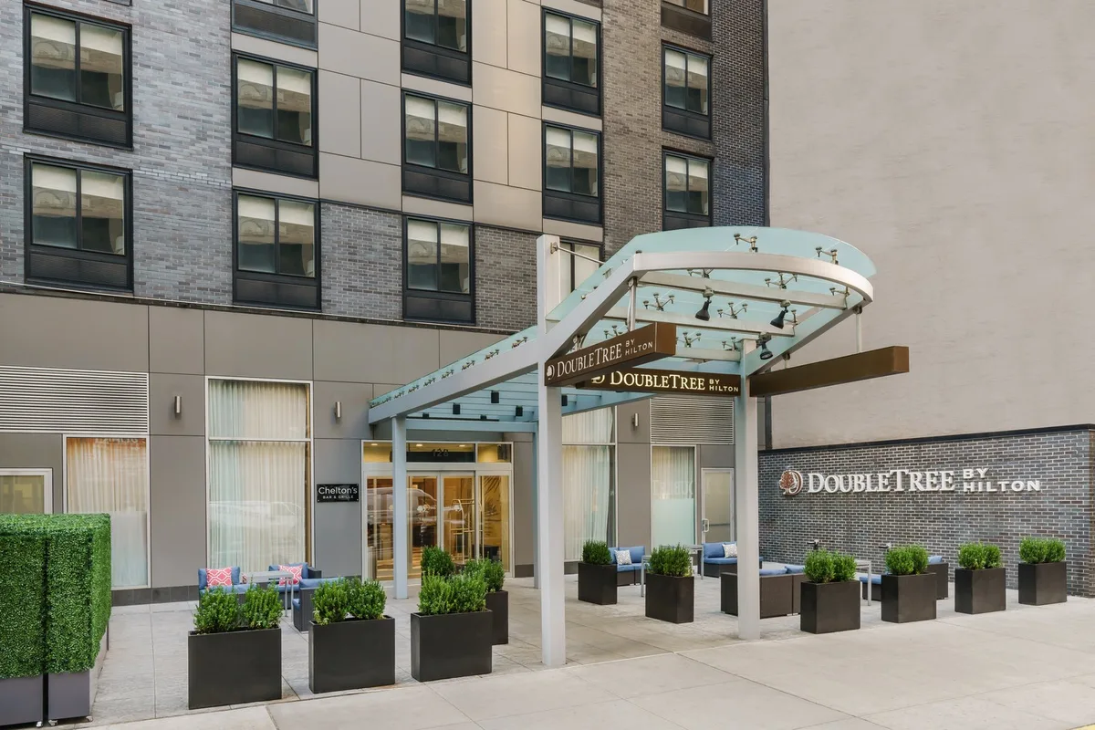 DoubleTree by Hilton Hotel New York City - Chelsea — 3