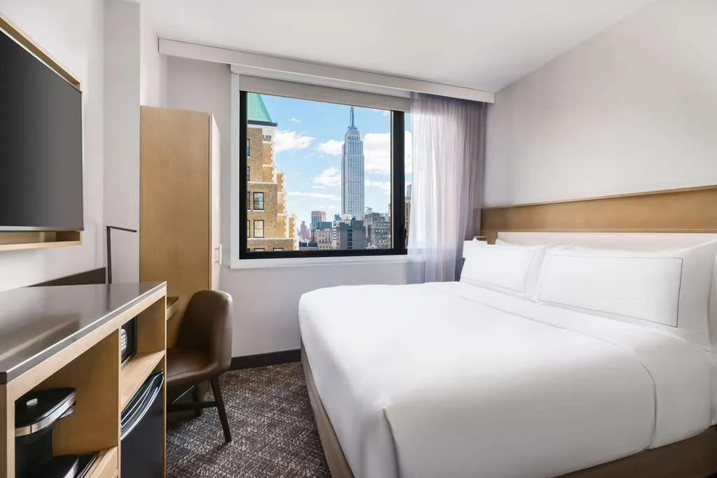 DoubleTree by Hilton New York Times Square South — 5