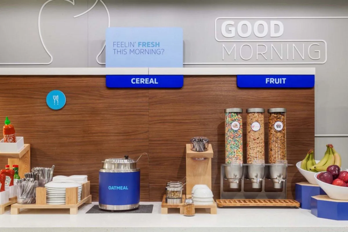 Holiday Inn Express Manhattan Times Square South by IHG — 4