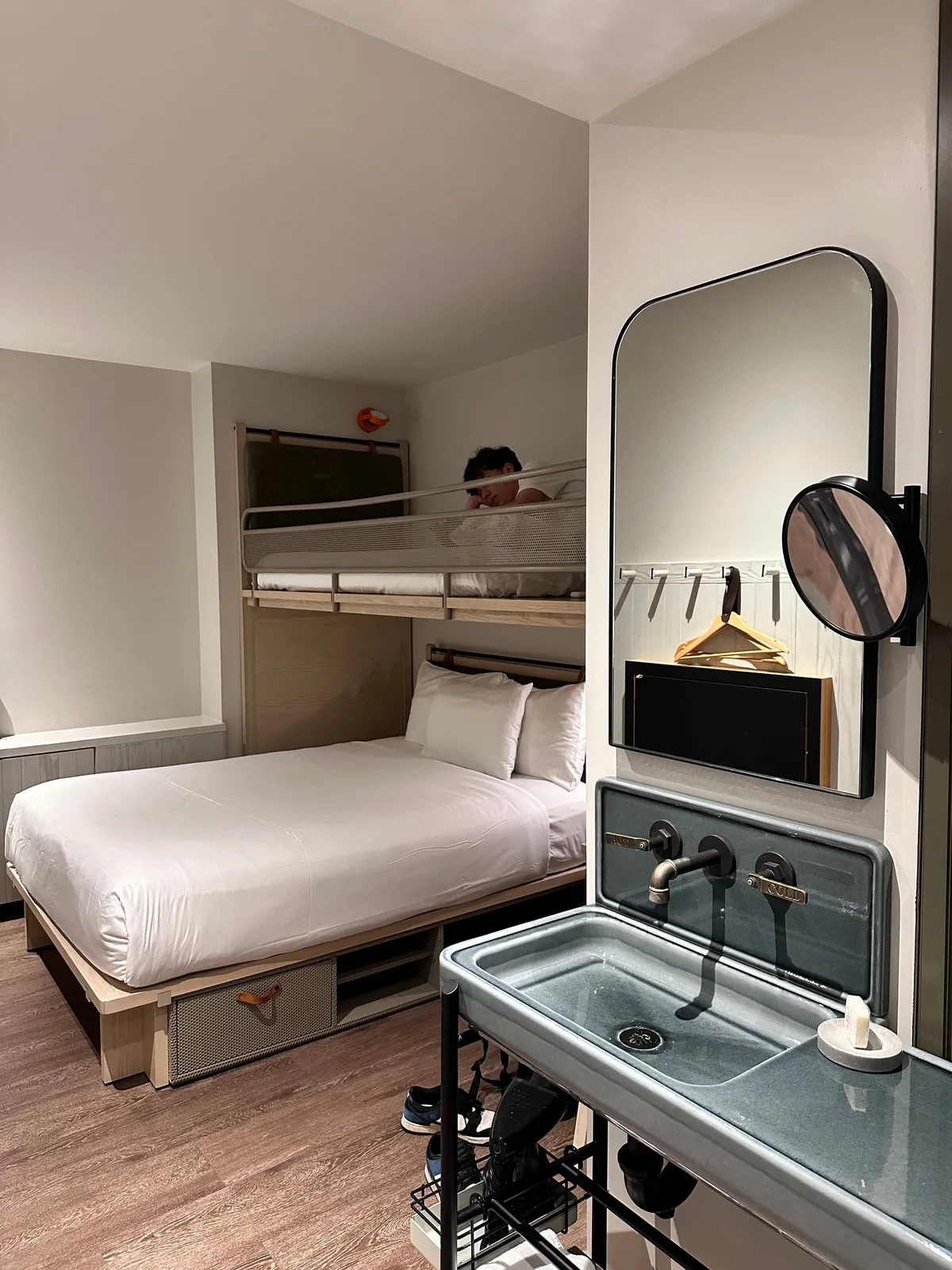 Moxy NYC Times Square — 5