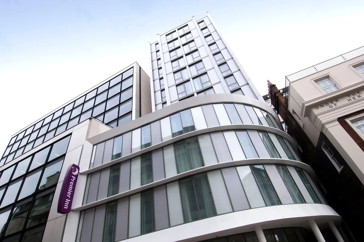 Premier Inn London Waterloo (Westminster Bridge) hotel — 5