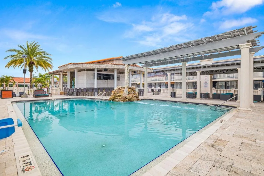 Quality Inn and Conference Center Tampa-Brandon — 4