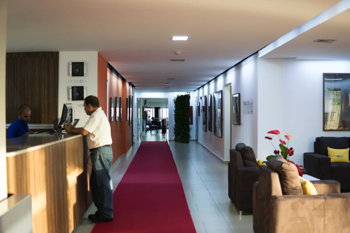 LD HOTEL MIRANDA — 2