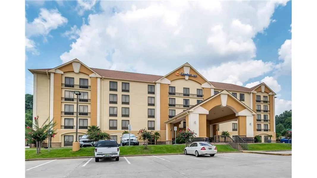 Comfort Inn Birmingham Homewood — 2