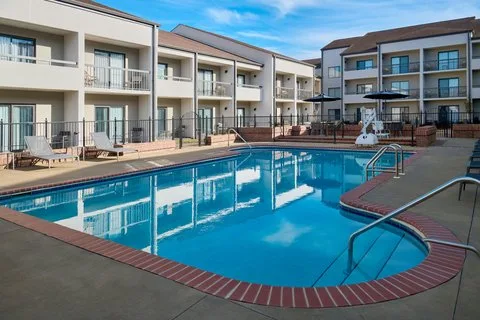 Courtyard by Marriott Birmingham Hoover — 2