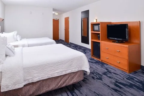 Fairfield by Marriott Inn & Suites Birmingham Pelham — 3