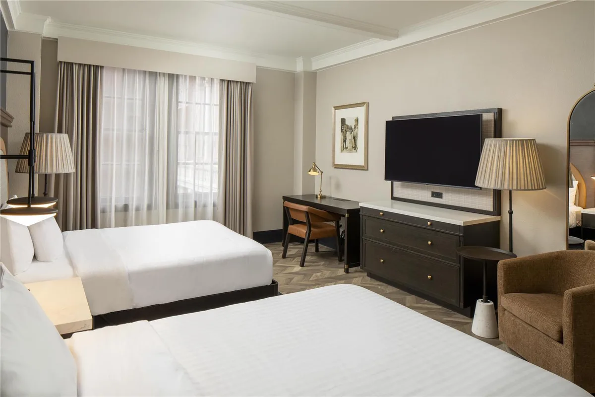 Hampton Inn & Suites Birmingham-Downtown-Tutwiler — 2