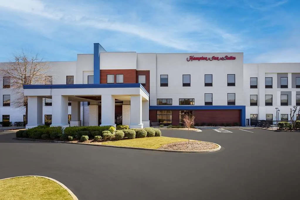 Hampton Inn & Suites Birmingham-Pelham (I-65) — 3