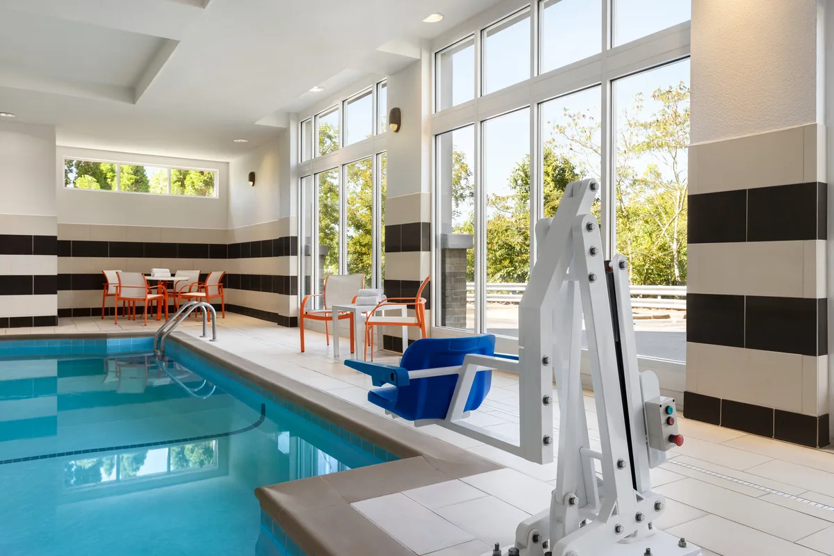 Holiday Inn Birmingham - Hoover by IHG — 4