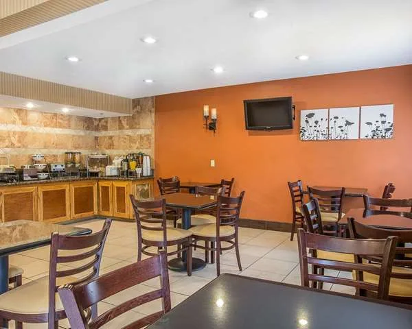 Sleep Inn Bessemer Helena — 5