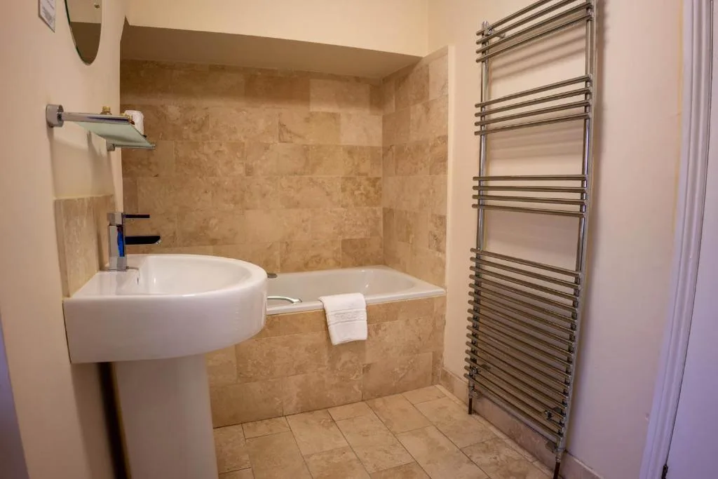 East Ayton Lodge Hotel, Scarborough — 3