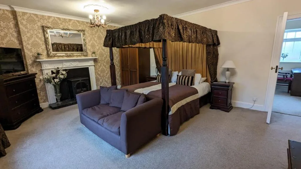 East Ayton Lodge Hotel, Scarborough — 4