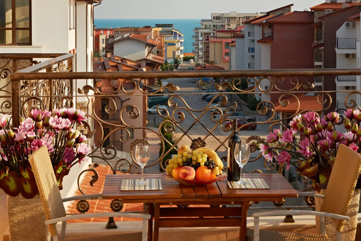 Stanny Court ApartHotel — 2
