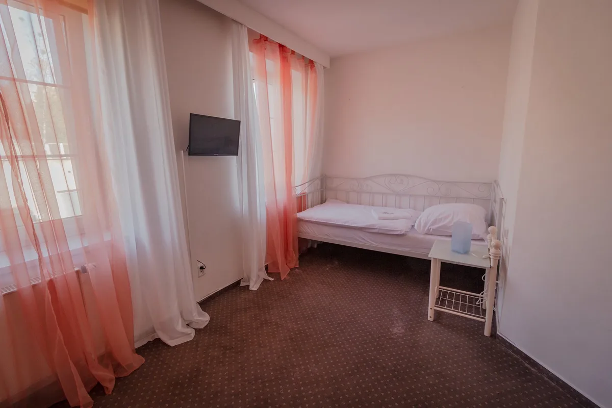 Hotel Garni Orlová — 4